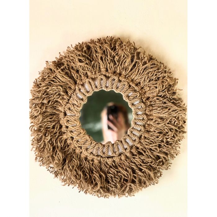 Дизайнерски огледала по мярка – добави уют и артистичност