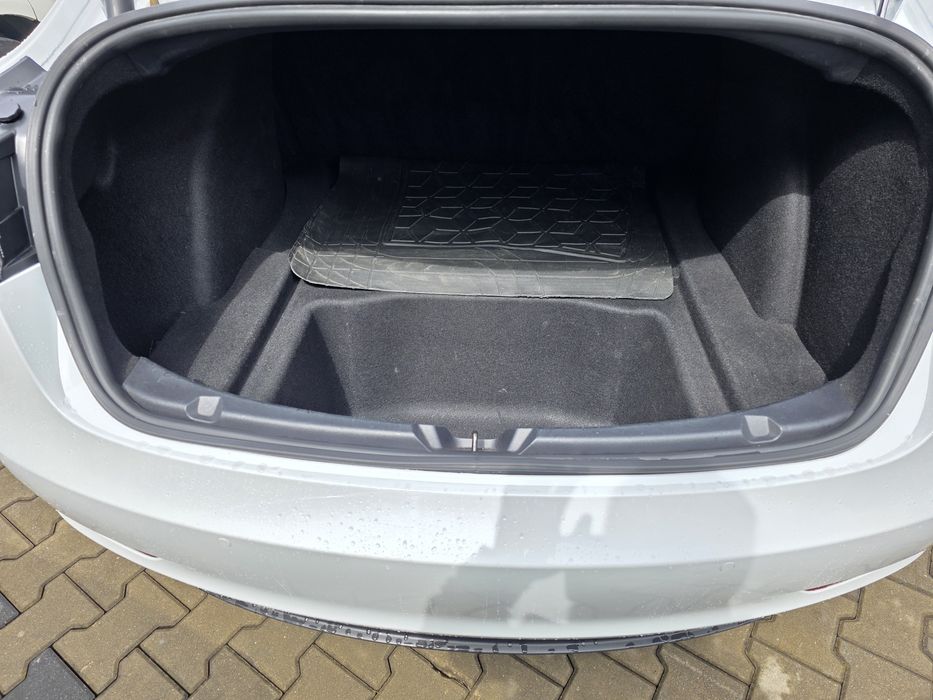 Predau leasing / vand  Tesla Model 3 Long Range dual motor 4x4, 2021/3