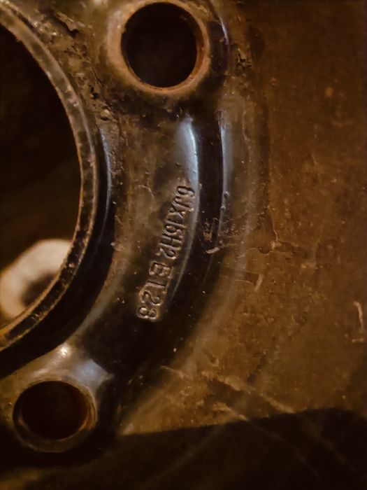 Roti complete 185 65 R15 Peugeot 208.