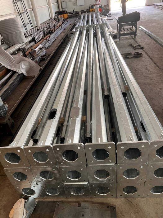 Граненые Опоры освещения оцинкованные металлические многогранные столб