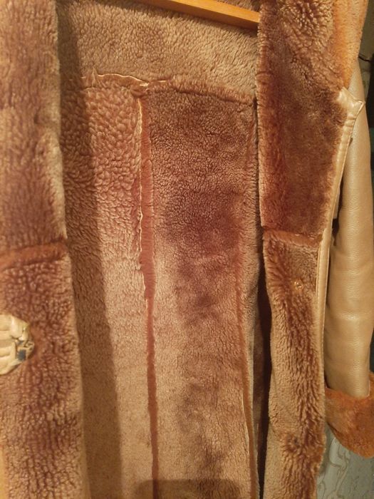 Продаю     дублёнку