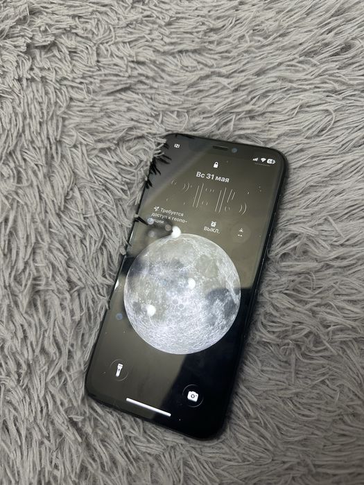 Продам IPhone 11 Pro