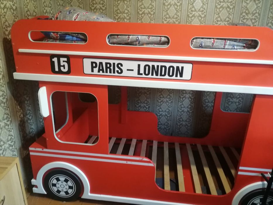 Продам двухярустную кровать