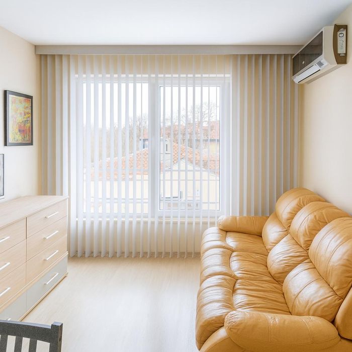 Дава се под наем Двустаен апартамент в Пловдив, Център - 45 кв.м за 409 € - Снимка #2