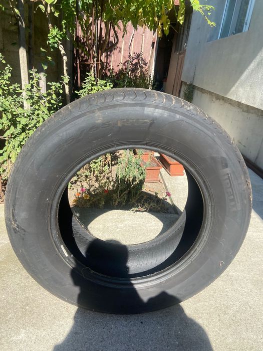 Anvelope vara Pirelli 235/65/17 dot 2022