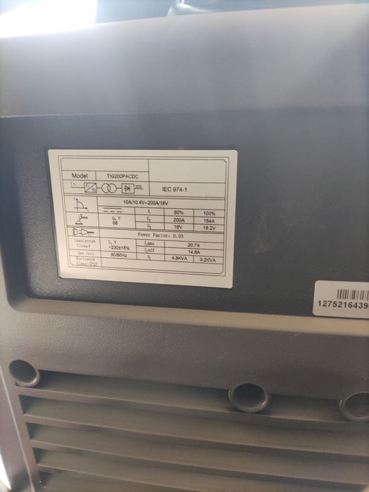 Продается, аргонный сварочный аппарат, новый 11 млн сум торг есть.