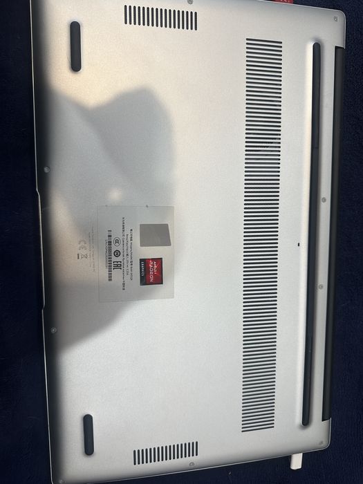 Продам ноутбук huawei matebook d15