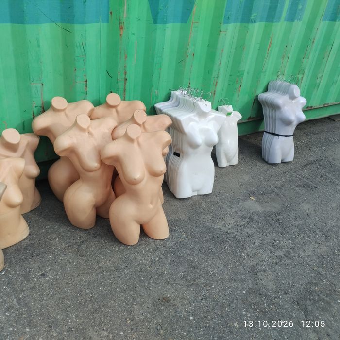 Продам манекены б/у 100 тг/шт