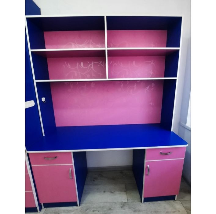 Горка стенка шкаф продам