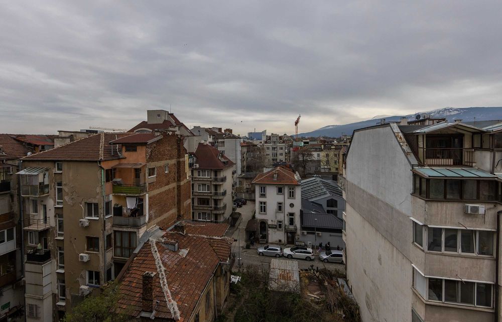 Продава се Двустаен апартамент в София, Център - 61 кв.м за 1649 €/кв.м - Снимка #11