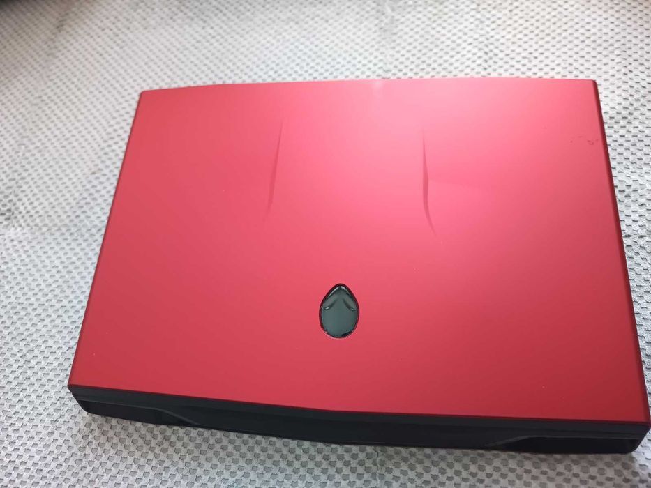 Продавам Alienware M17X-R4, работещ гр. Благоевград Грамада • OLX.bg