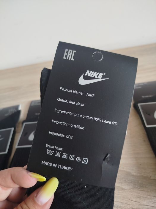 Cinci perechi de șosete negre lungi Nike unisex mărime universală