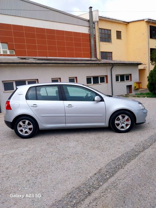 Volkswagen Golf V 1.9TDI 105CP TEAM