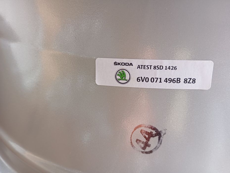 Чисто нови джанти Bi-Color Шкода Skala,Fabia,Kamiq 16"