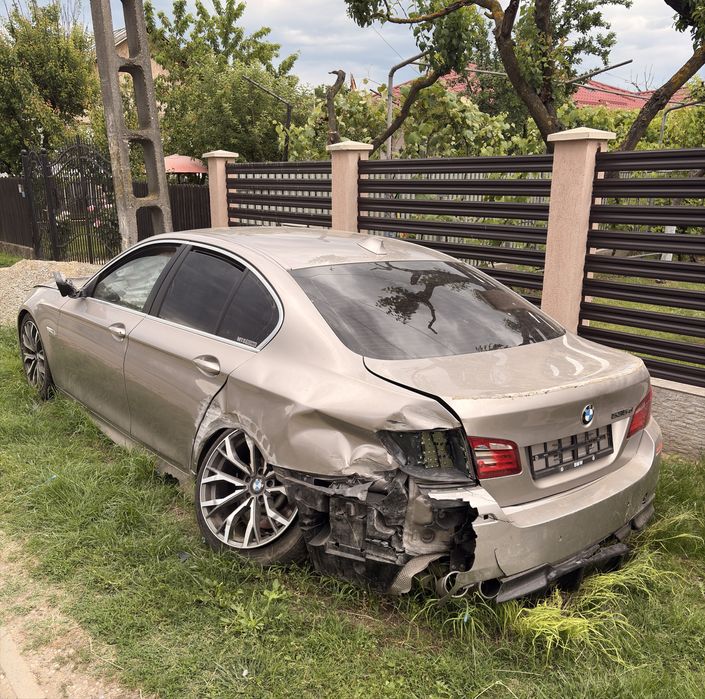 BMW F10 520d Avariat