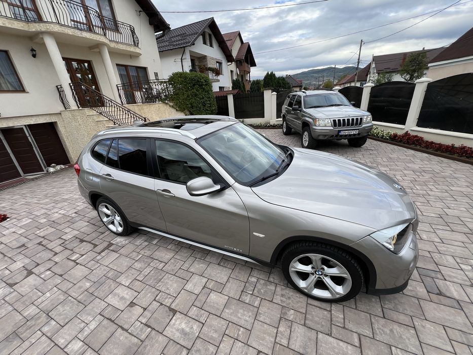 BMW X1 2011 — imagine 10