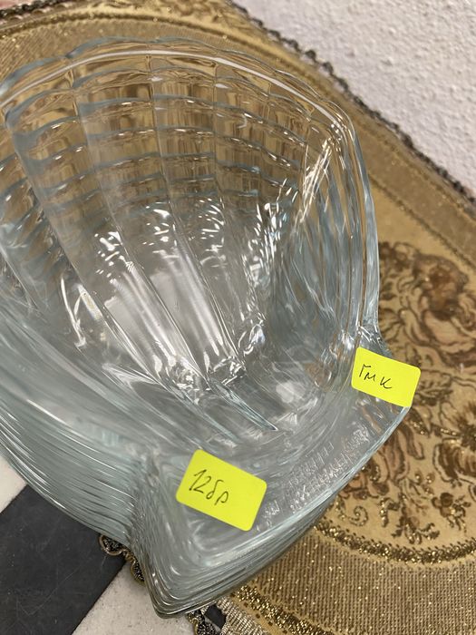 Кристални купички във формата на мида с маркировка франция