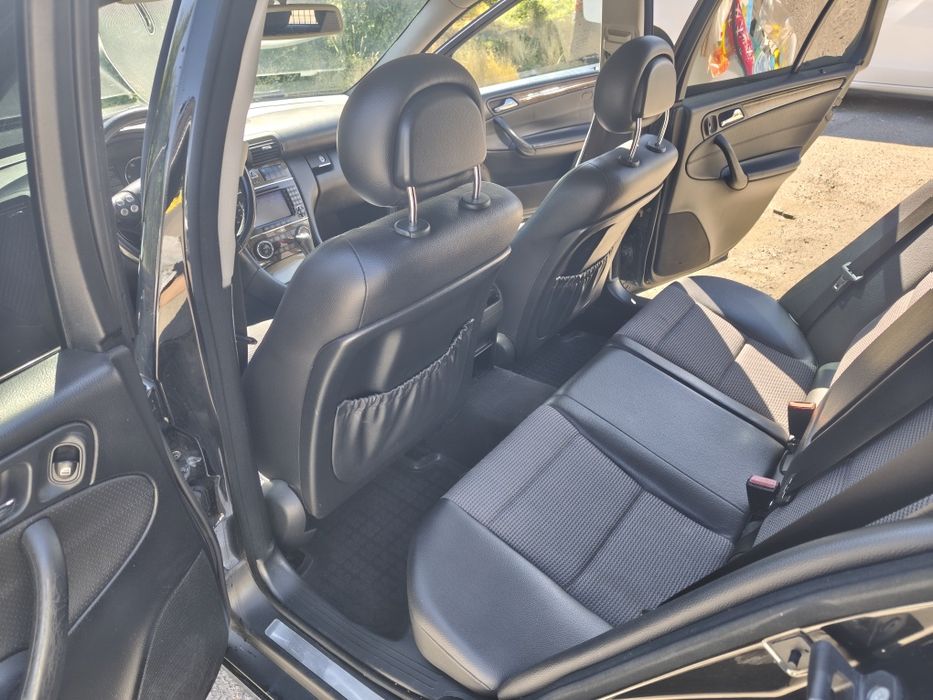 Продавам Мерцедес w203