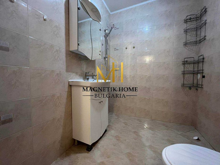 Великолепен двустаен апартамент до у-ще Братя Миладинови