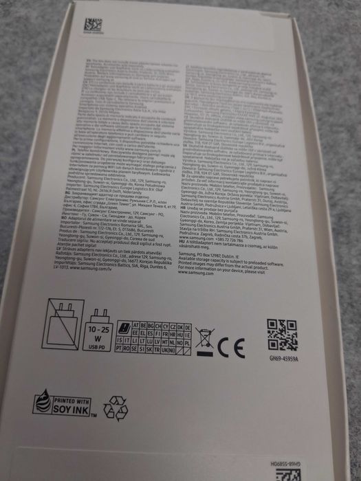 Нов телефон  Самсунг А 17