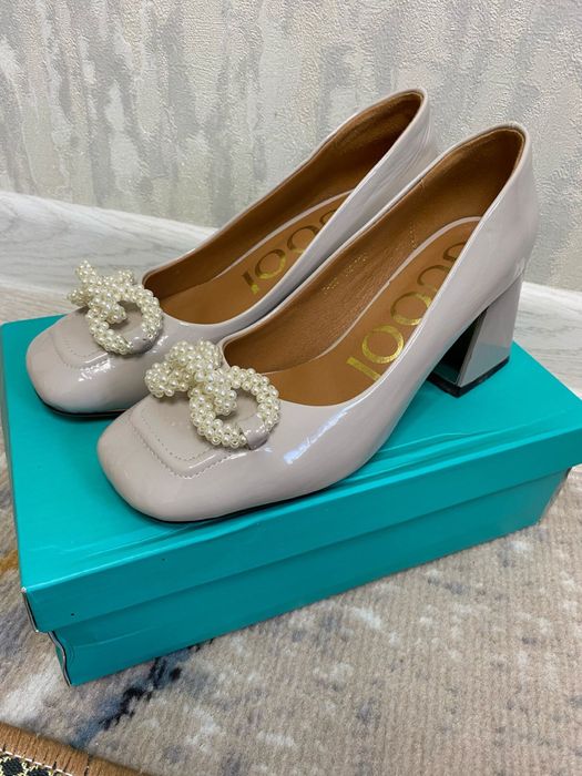 продается туфли 38,39рр