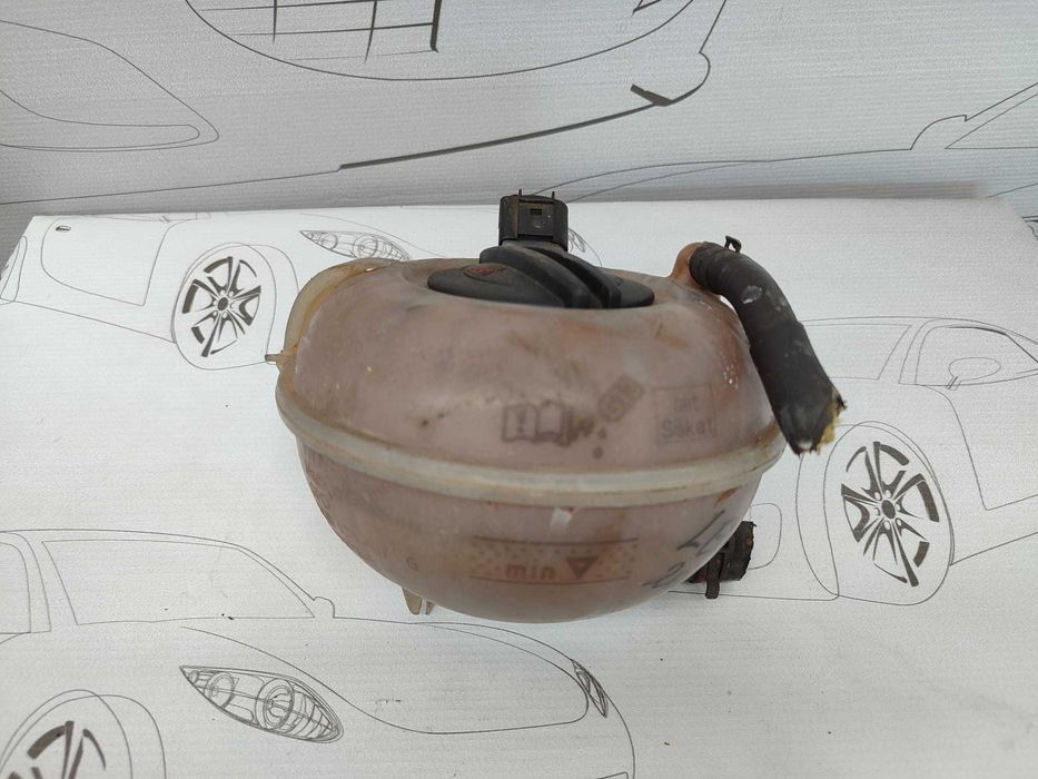 Vas Expansiune Seat Leon (5F) Hatchback 2012–2020 / Cod OEM 5Q0121407G (5D2)