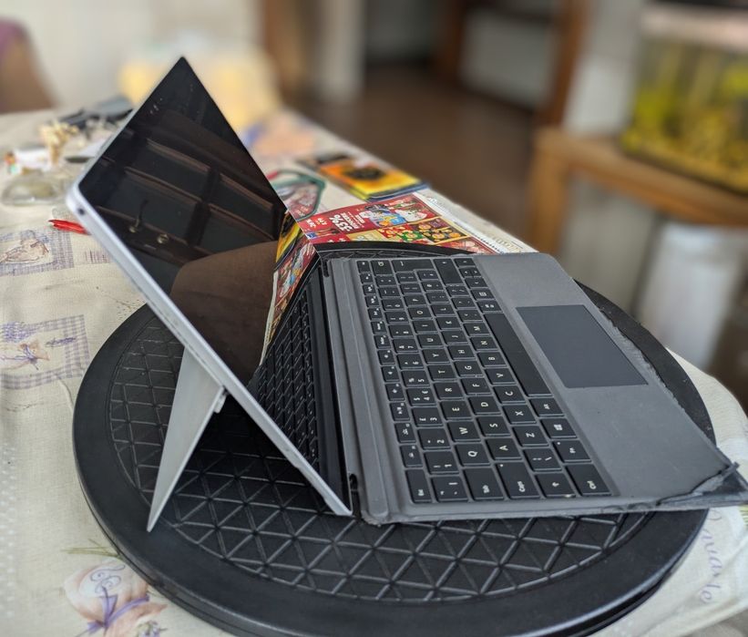 Vand Microsoft Surface Pro 4, Face id, 128Gb, 4G ram