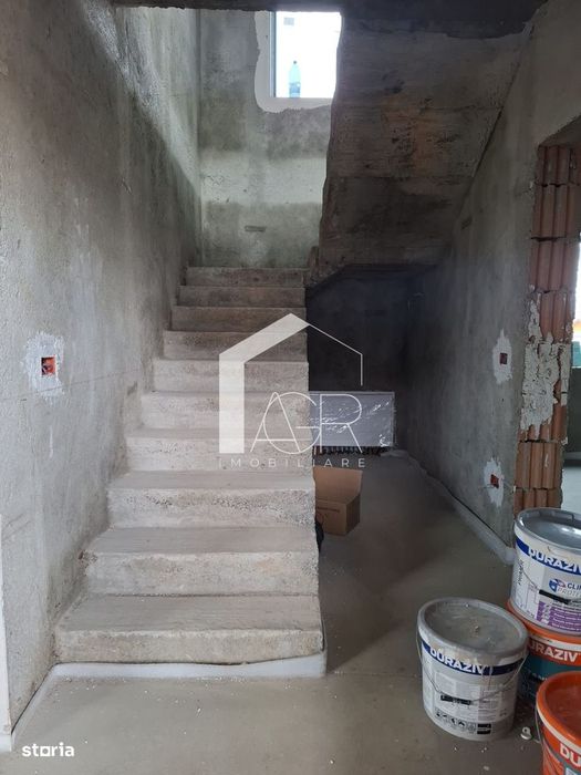Vila P+1E, cu 4 camere, de vanzare, Paulesti