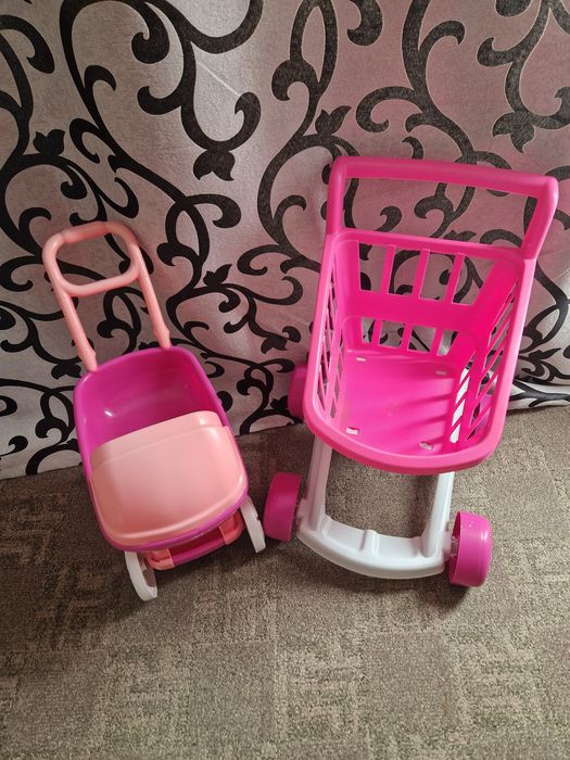 2 Carucioare de jucarie in stare buna