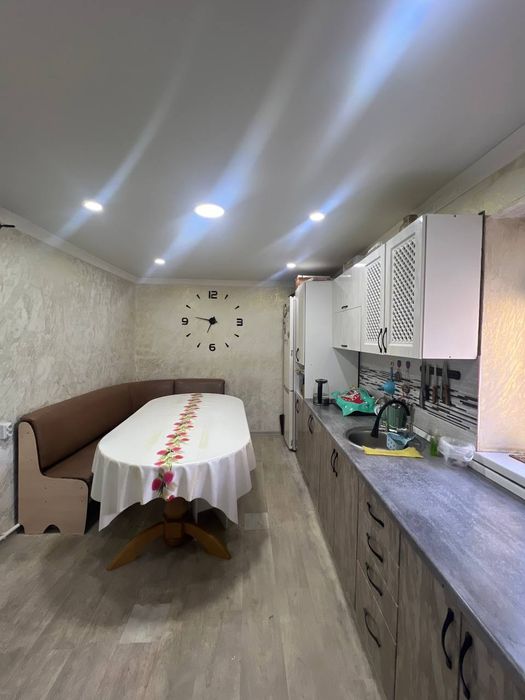 Продаётся 2х этажный 5 комнатный дом Ул. Панфилова 53