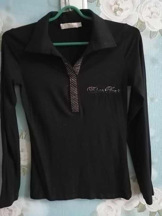 Продам костюм 46рр