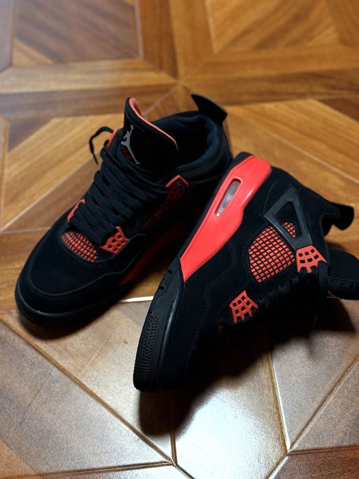 Air Jordan 4 „Red Thunder” – Design Iconic – STARE EXCELENTĂ