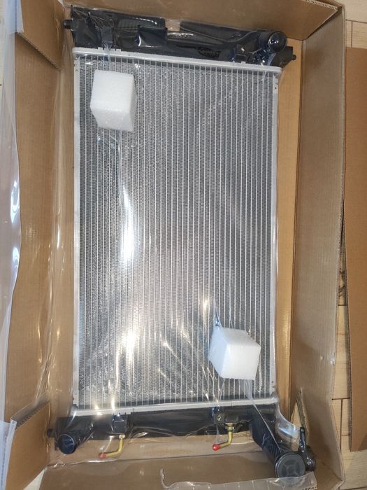Продам радиатор охлаждения