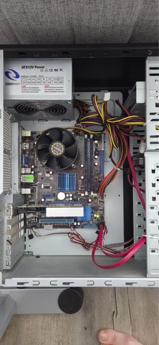 Unitate Asus , Intel dual core, 4Gb RAM, 500Gb stocare, Nvidia 1Gb