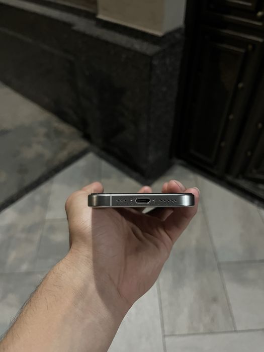 iphone 15 Pro 128gb ochilmagan