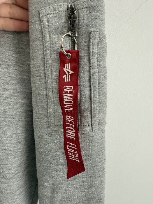 Alpha Industries × Nasa × Streetwear