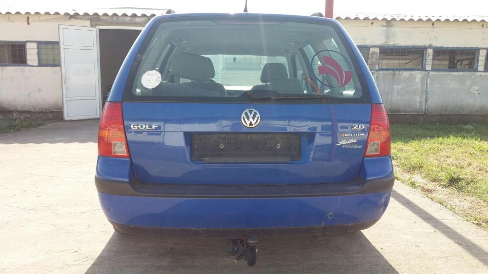 Dezmembrez vw golf 4,2001, benzina,2.0 4motion