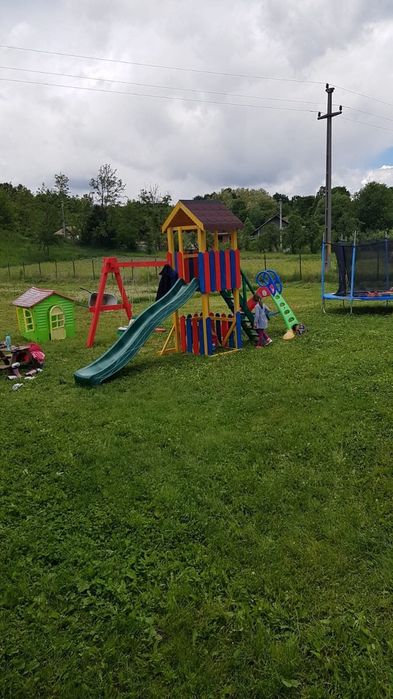 Executam la comanda locuri de joaca pentru copii.