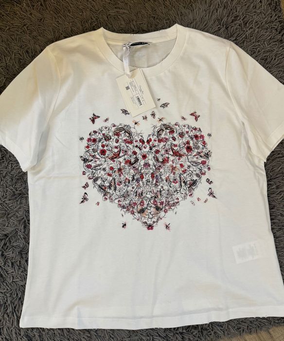 Дамска тениска нова