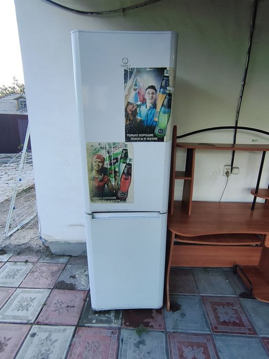 Продам холодильник