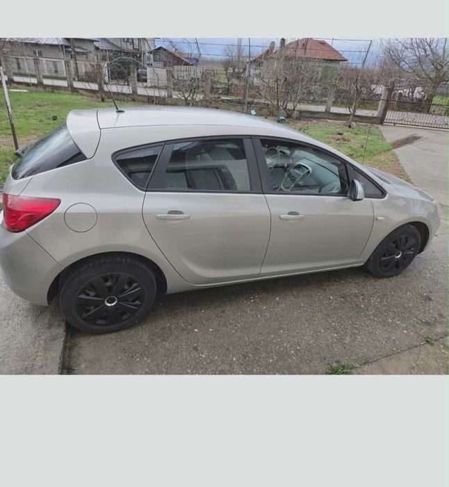 Se vinde Opel Astra J!!