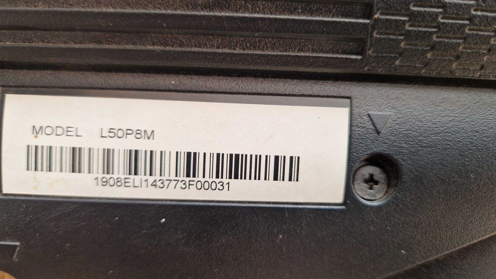 Телевизор 4К 127 см интернет есть