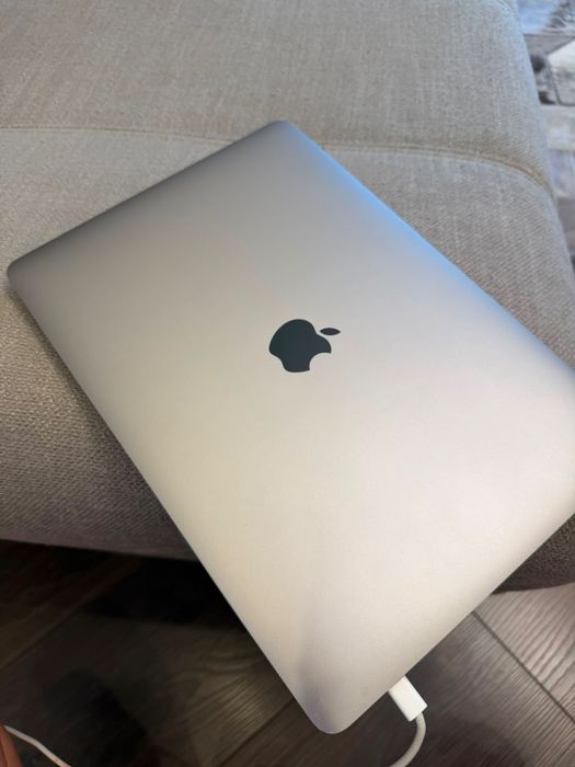 Apple Macbook pro 2016 (A1708)