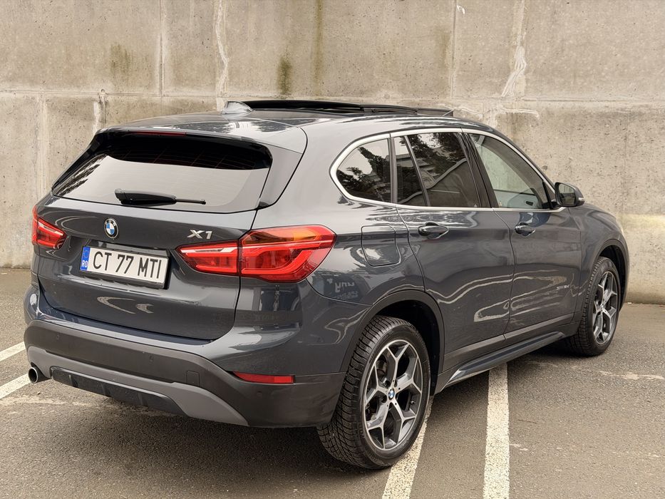 BMW X1 2.0 150cp Head-ul/Panoramic/Faruri led/ Scaune incalzite