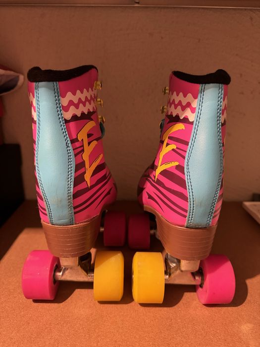 Кънки за момиче