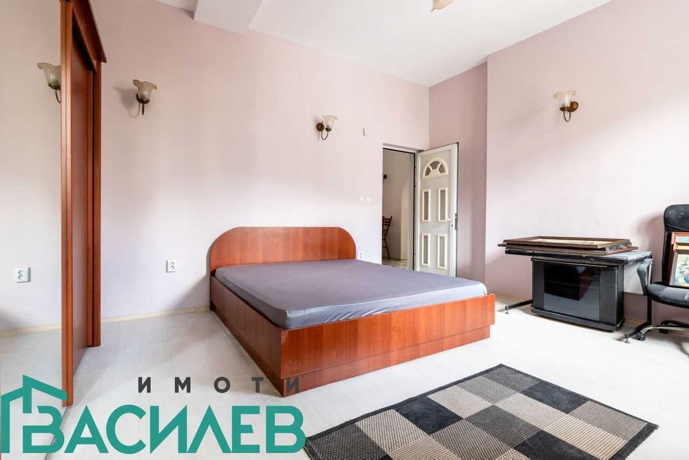 Продава 3-СТАЕН град София, Център