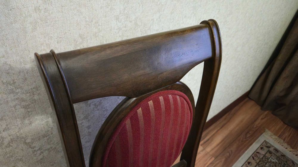 Стол раздвижной из дерева