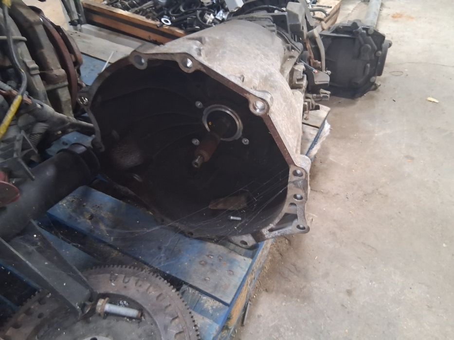 Cutie crater 2.5 6+1 manuala vw