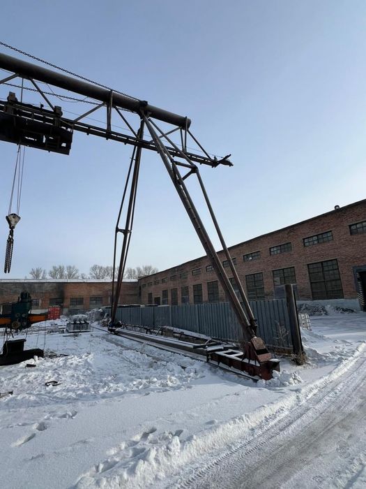 Продам Кран козловой