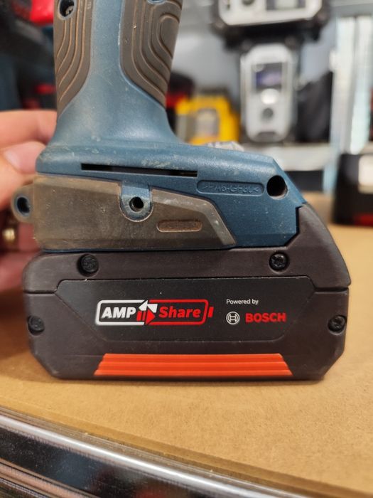 Акумулаторен винтоверт Бош Bosch GSR 18V-28 + 3Ah AMP/Share